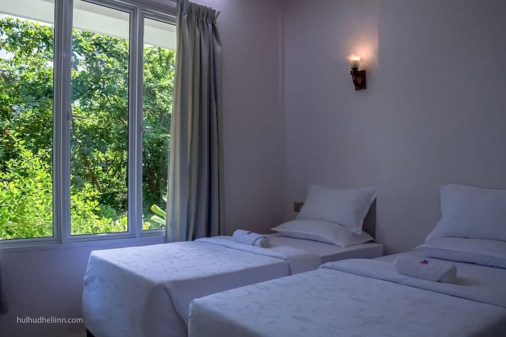 Hulhudheli Inn - View 2