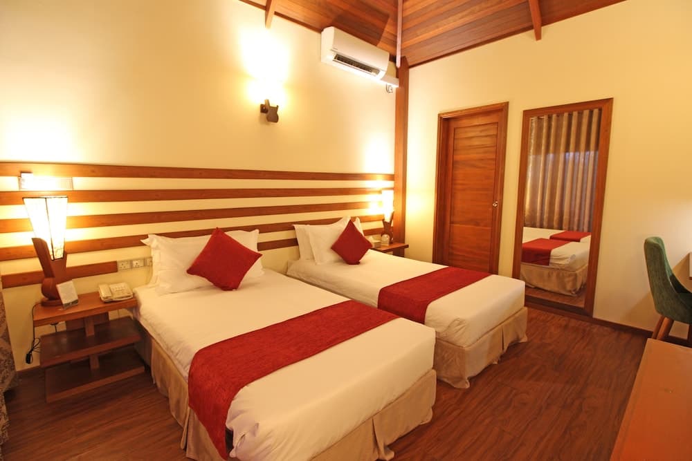 Araamu Hotels Maldives - View 51