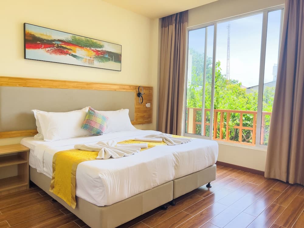 Rehendhi Villa - View 4