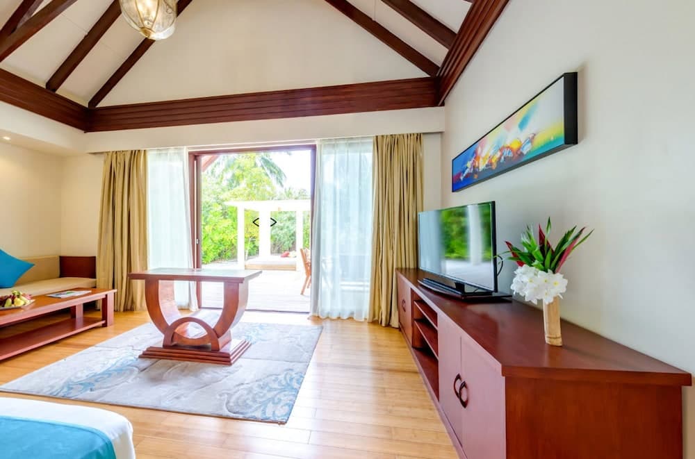 Furaveri Maldives - View 33