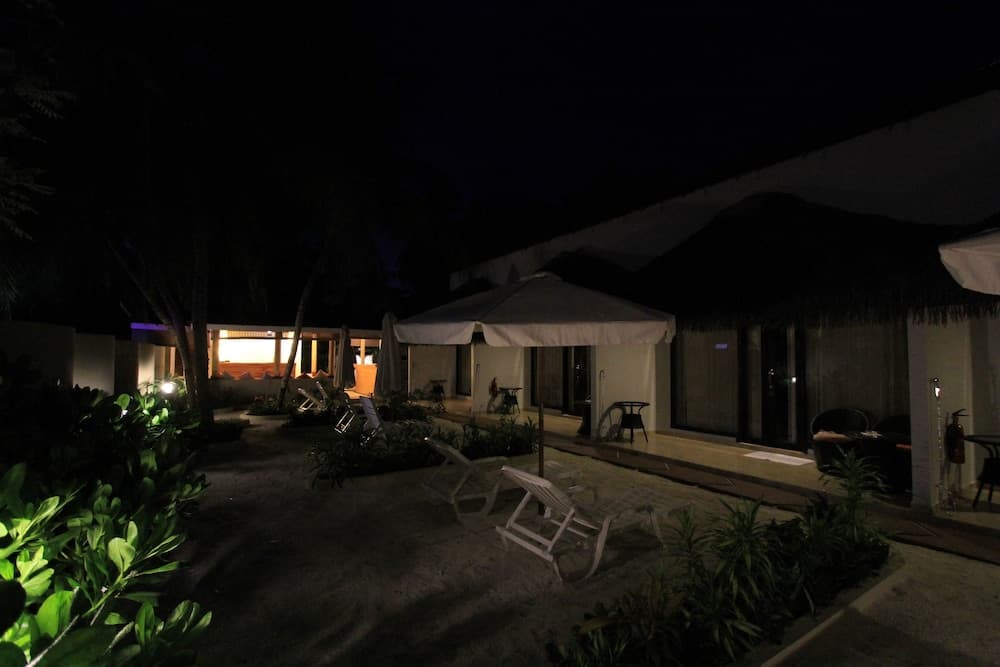 Local Island Inn - View 21