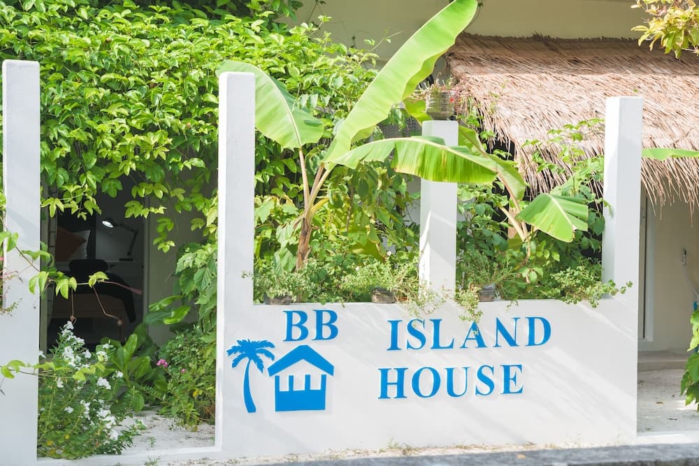 BB Island House Dhigurah - View 14