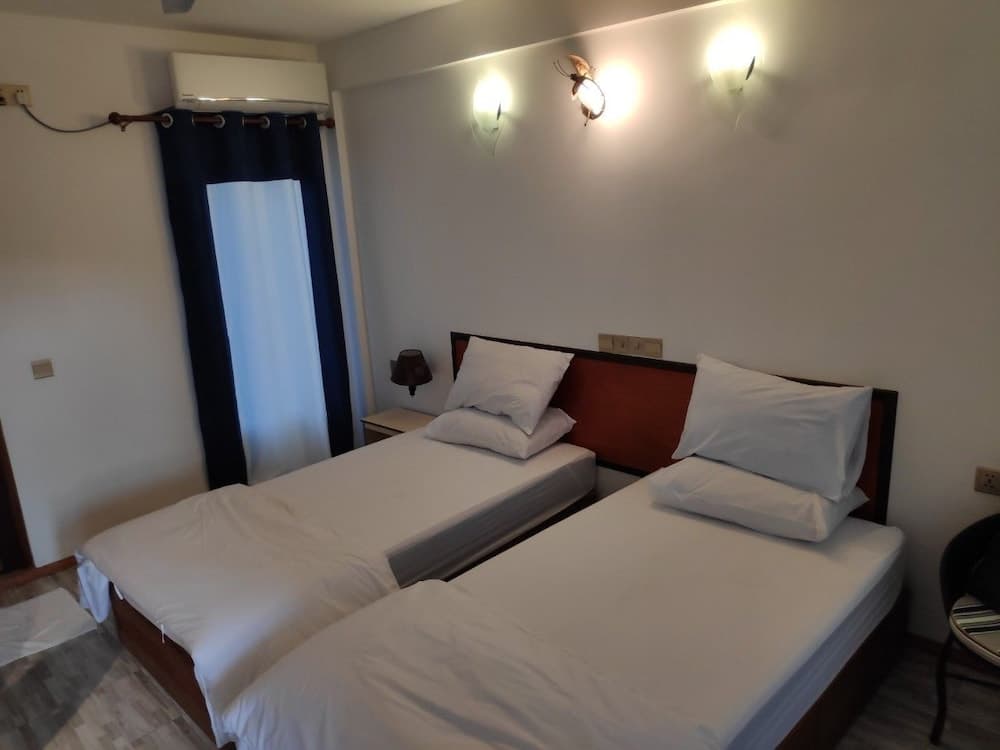 Five Coral Inn - View 12