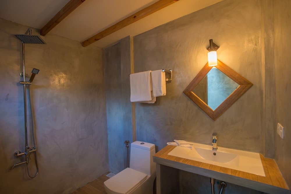 Thoddoo Retreat - View 26