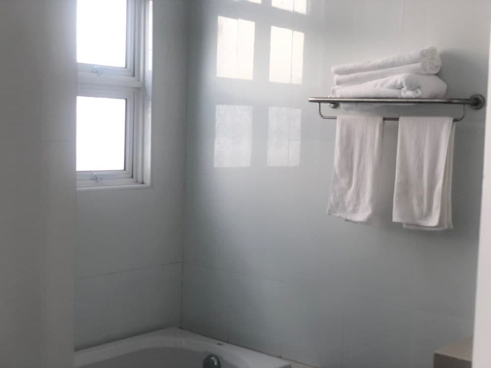 Contento Retreat - View 12