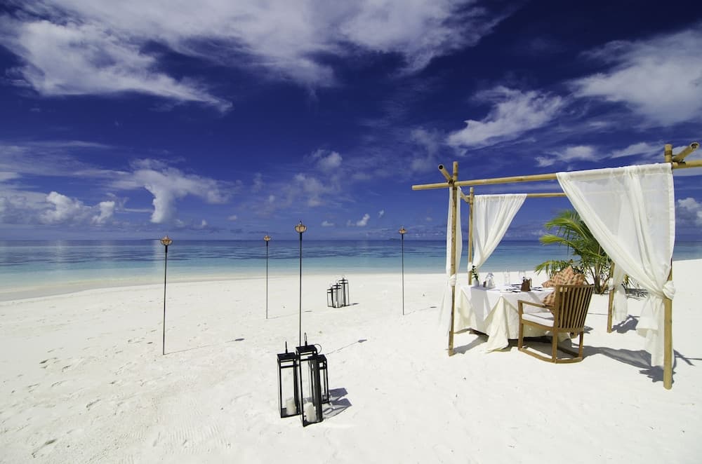 V Villas Maldives at Mirihi - MGallery Collection - View 40