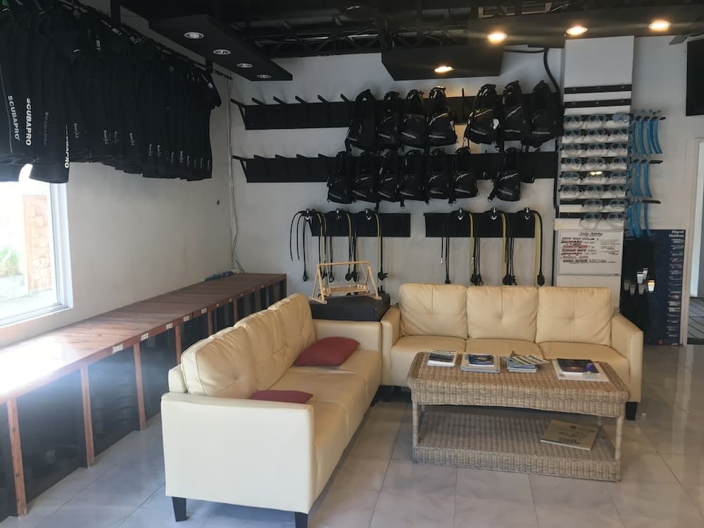 Rasdhoo Dive Lodge - View 11