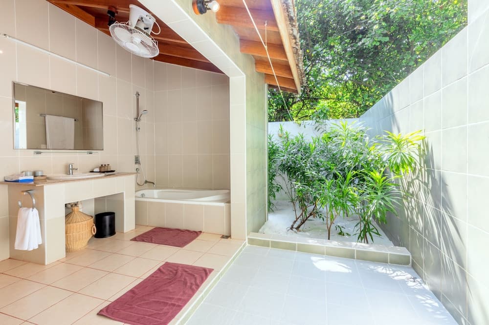 NH Collection Maldives Reethi Resort - View 71