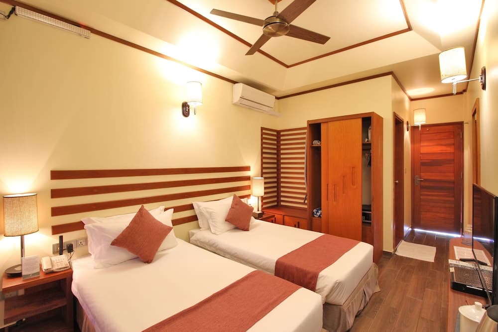 Araamu Hotels Maldives - View 41