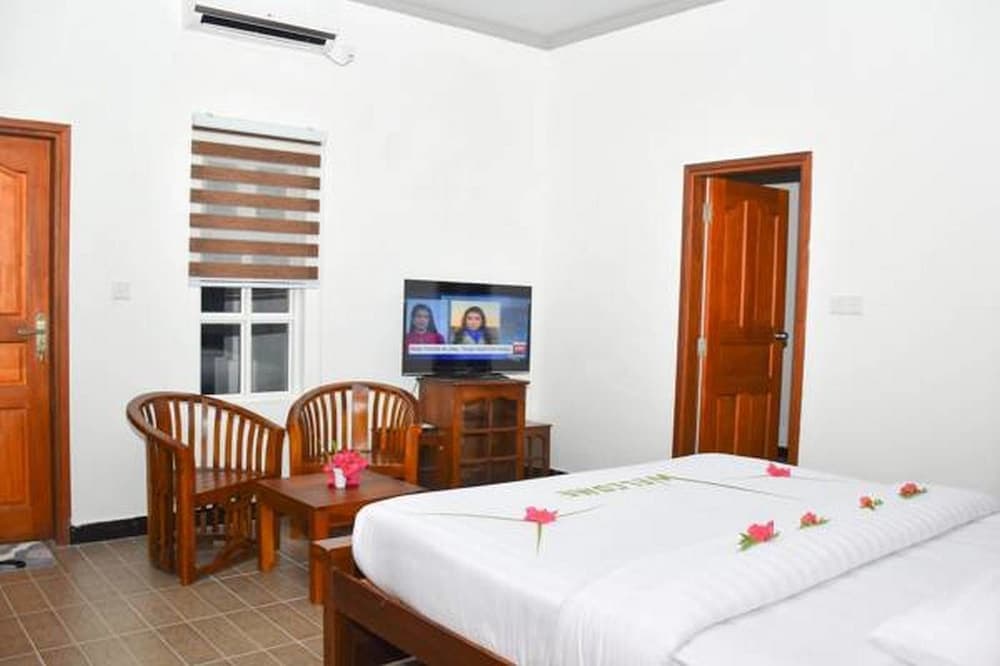 Equator HomeStay - View 34