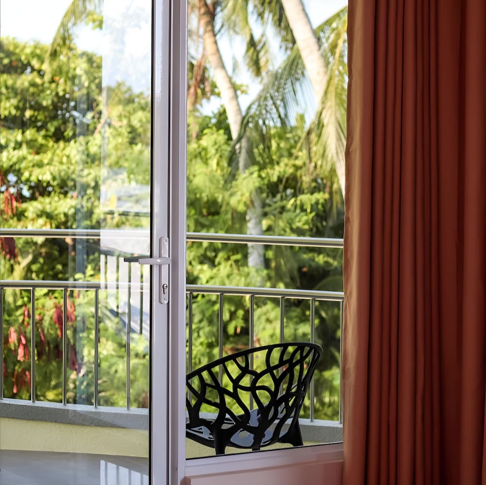 Noah Private Beach House - View 19