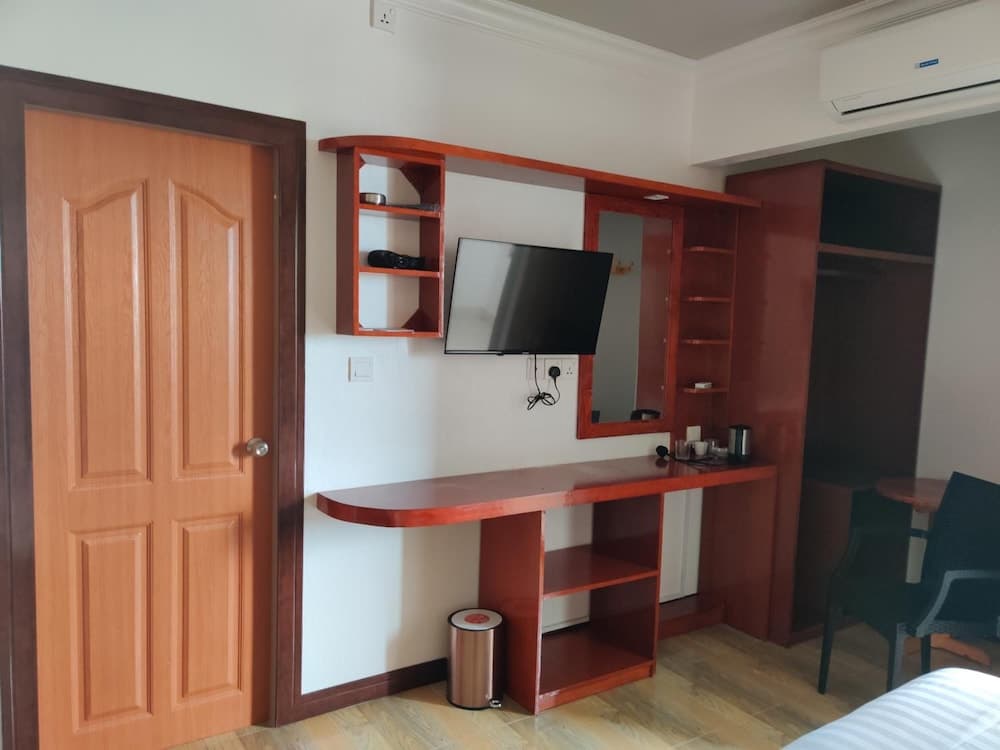 Athens View Guraidhoo - View 22