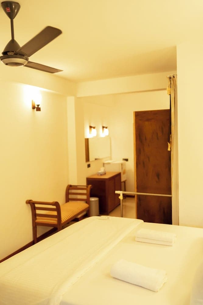 Biosphere by Hawks Hotels Kamadhoo Baa Atoll - View 22