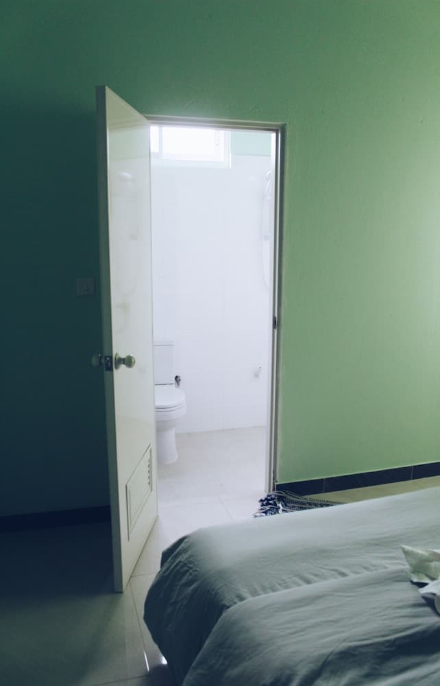 Salty Beach House - View 16