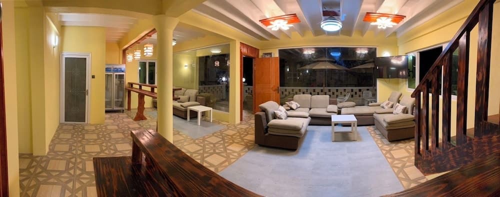 Luna lodge - View 2