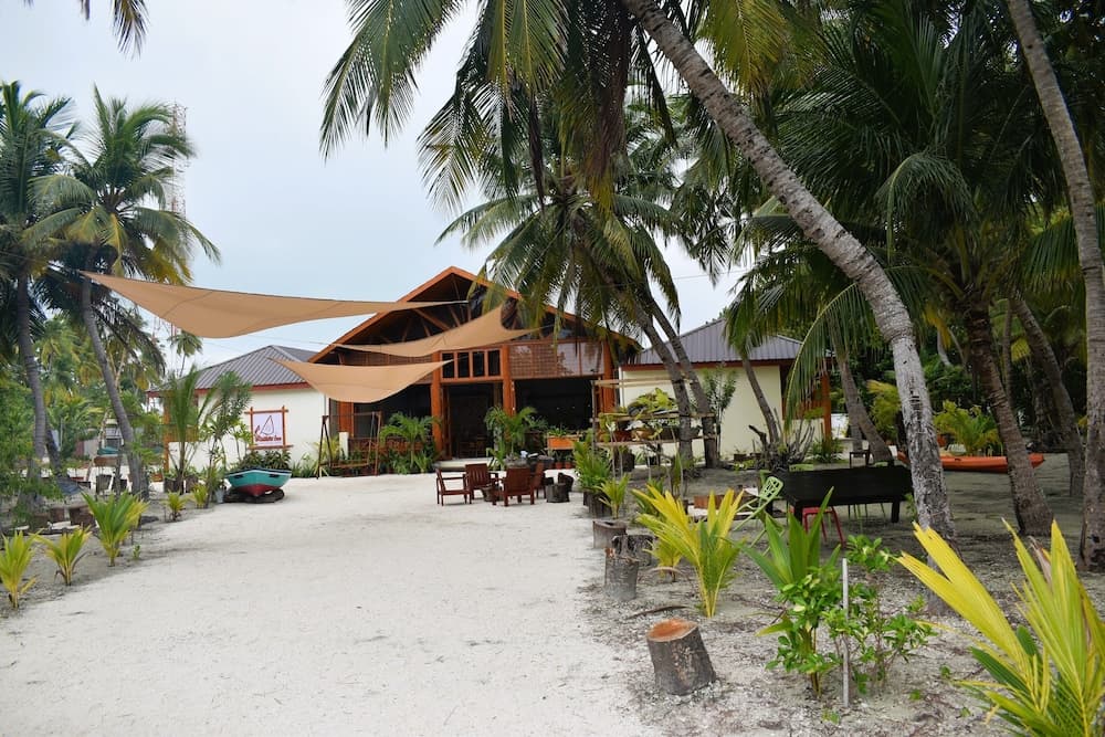 Rattehi Inn at Rakeedhoo - View 25