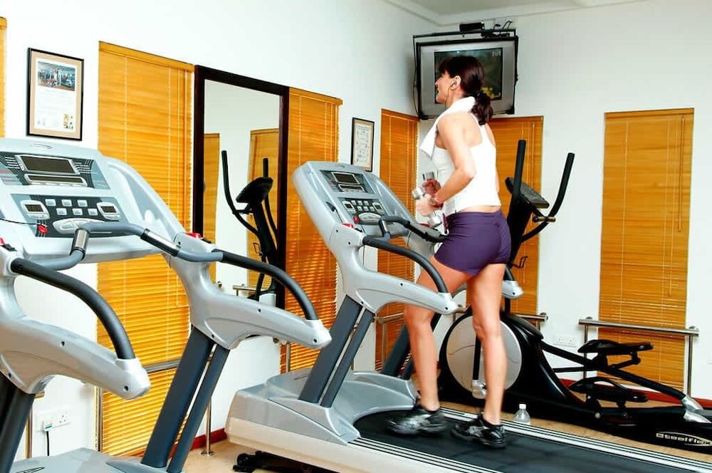 Hulhule Island Hotel - View 6