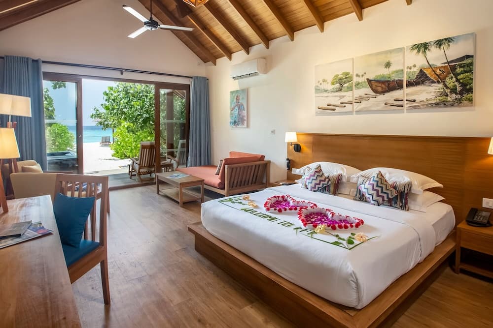 Reethi Faru Resort - View 15