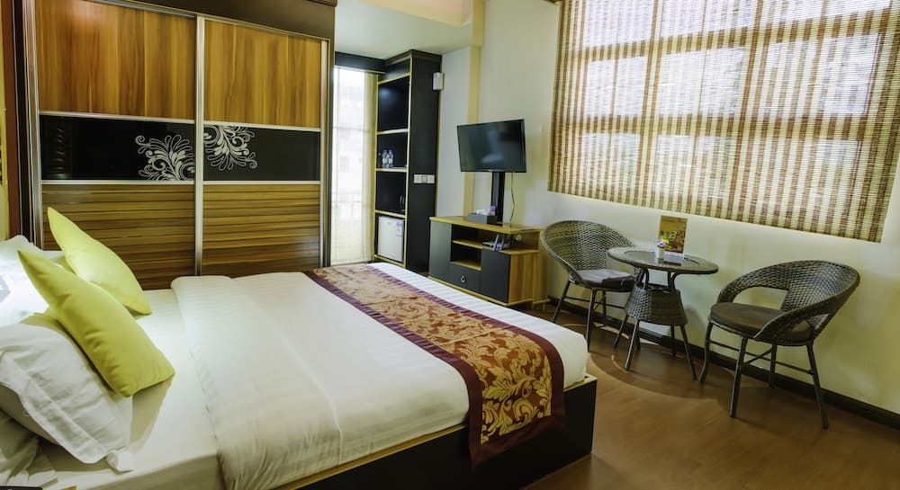 Clear Sky Inn - View 27