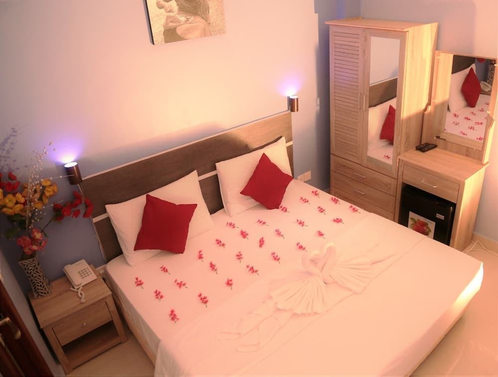 Hotel Elite Inn - View 9