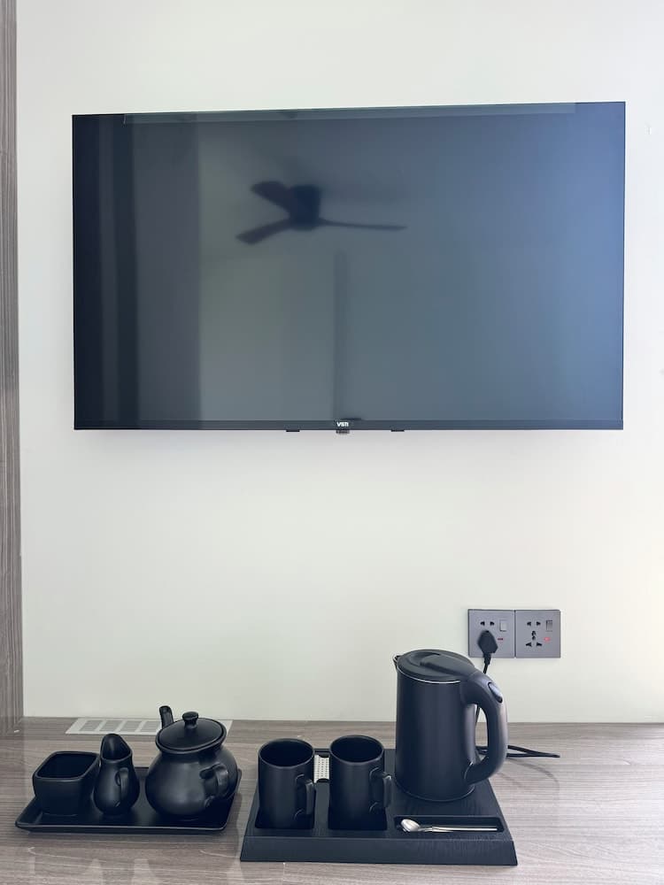 Avyanna Gulhi Beach - View 25