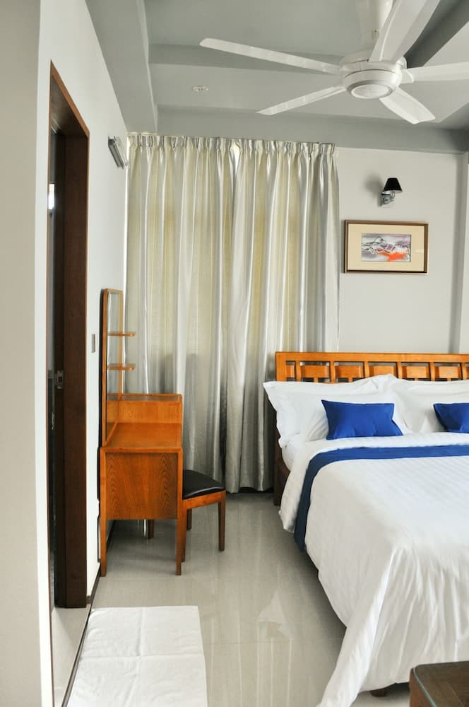 Airport Comfort Inn Premium - View 3