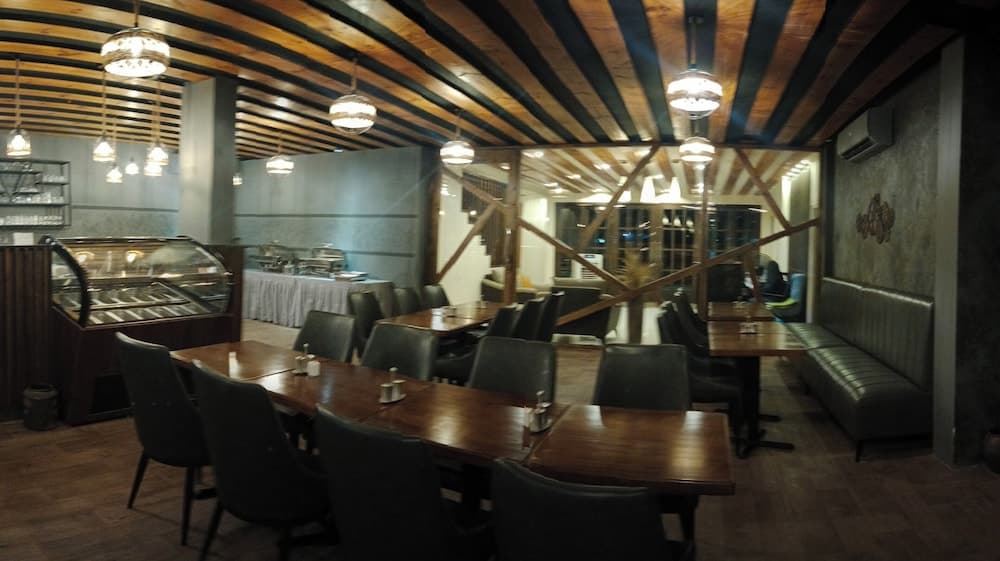 Lagoon Lodge - View 15