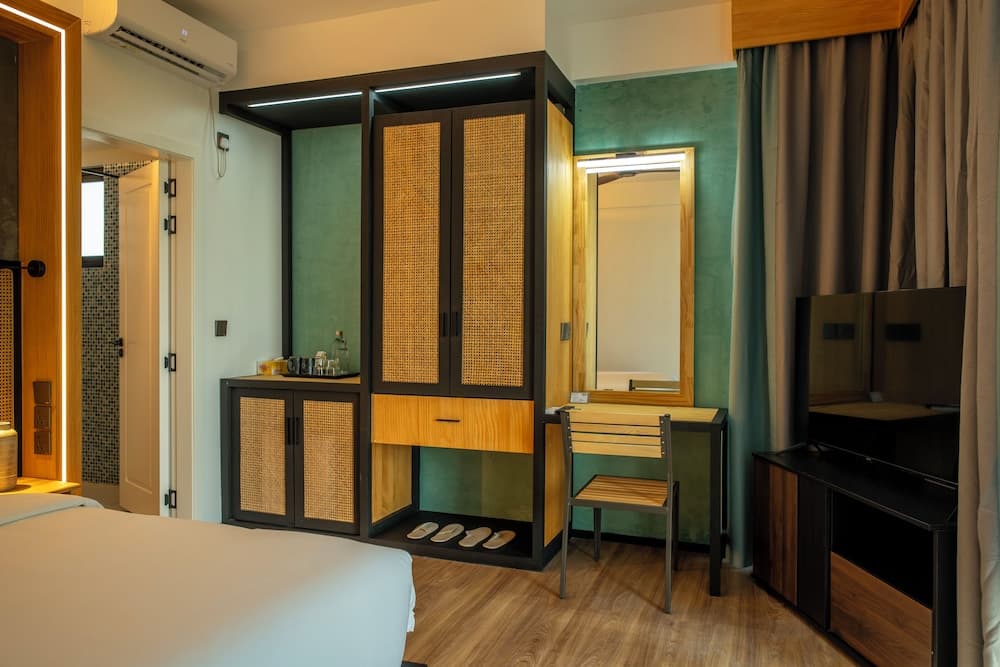 Athiri Residence - View 10