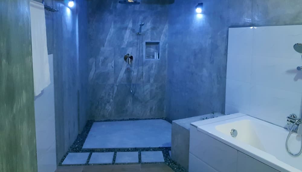 Equator Residence - View 6