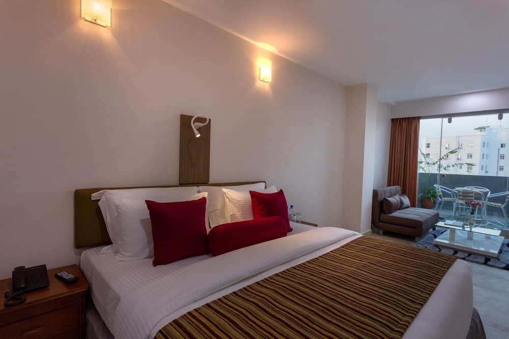 Beehive Central - View 21