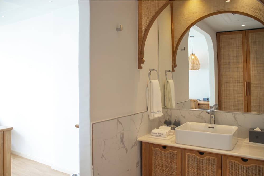 Stone Hotel Dhiffushi - View 120