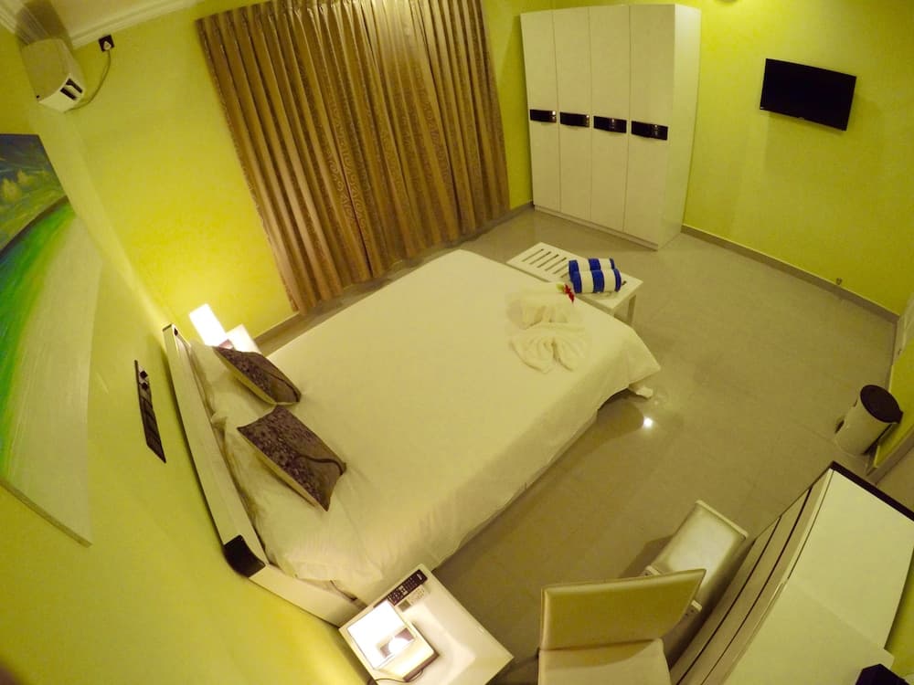 Ithaa Inn Kamadhoo - View 20