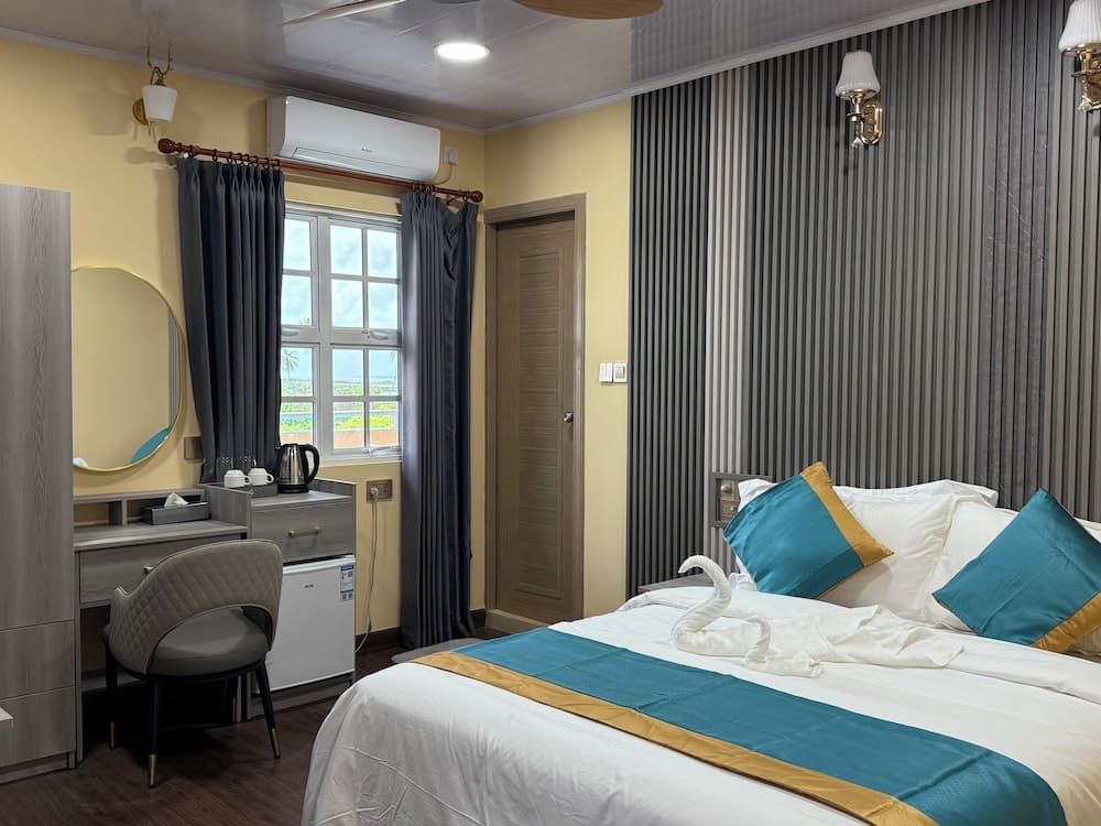 Breeze Haven Surf Retreat - View 8