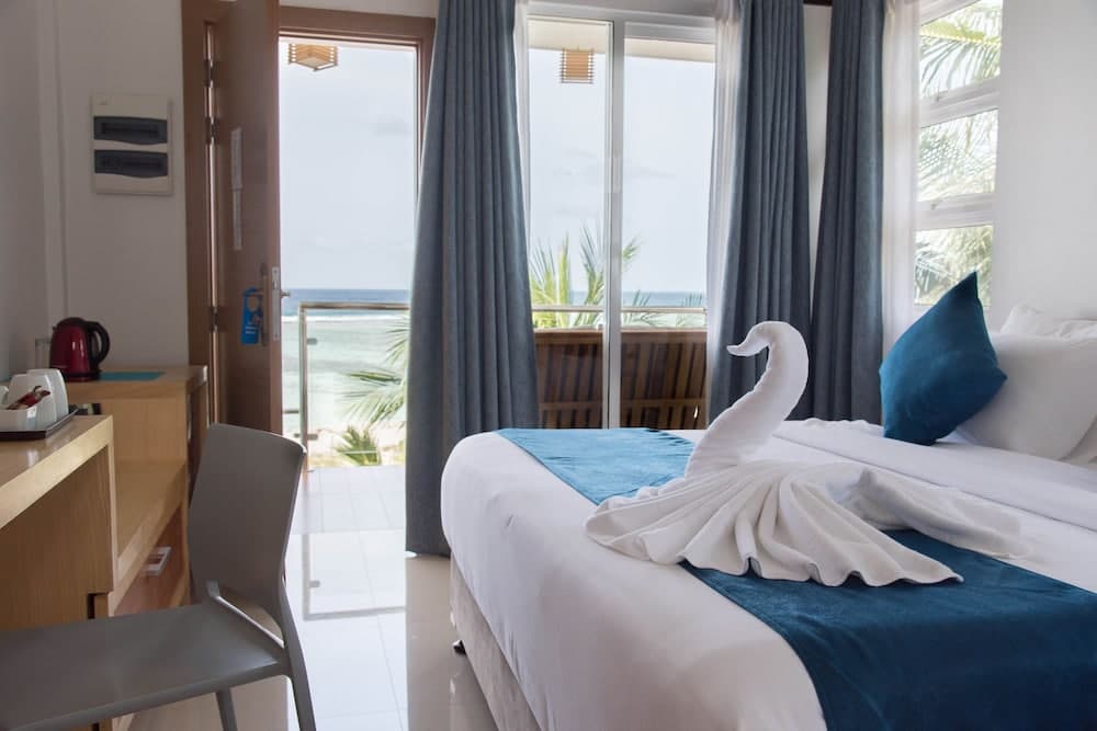 Reef Edge Thulusdhoo - View 10