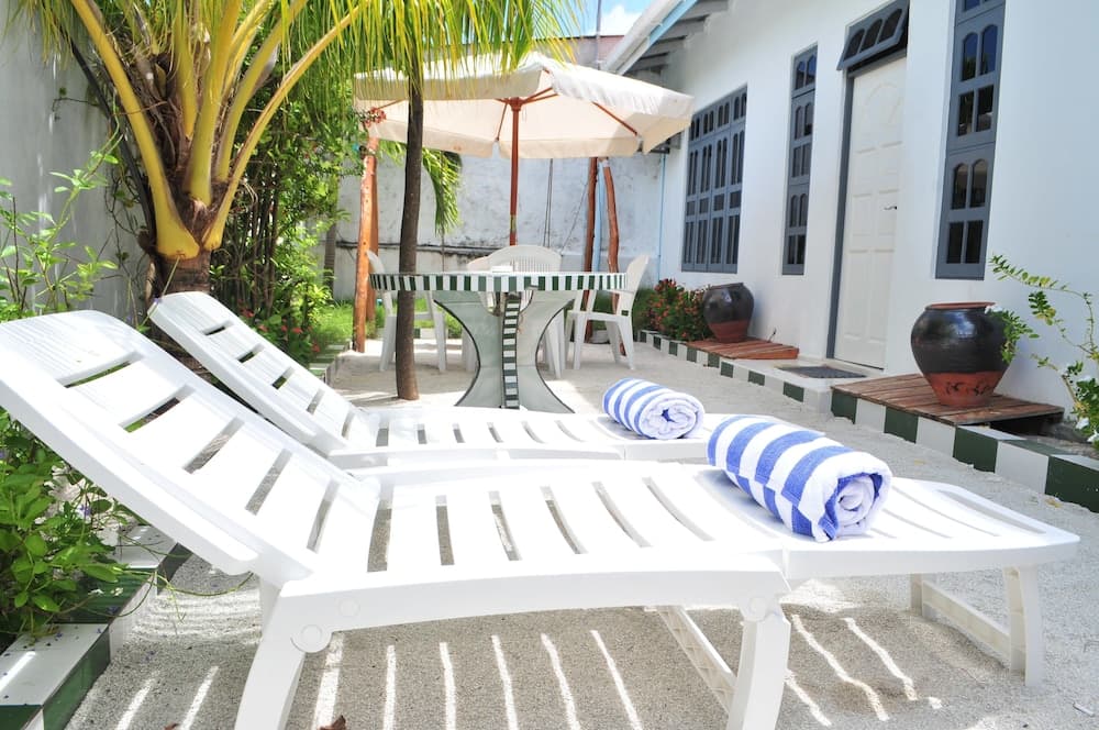 Ungoofaar Inn - View 6