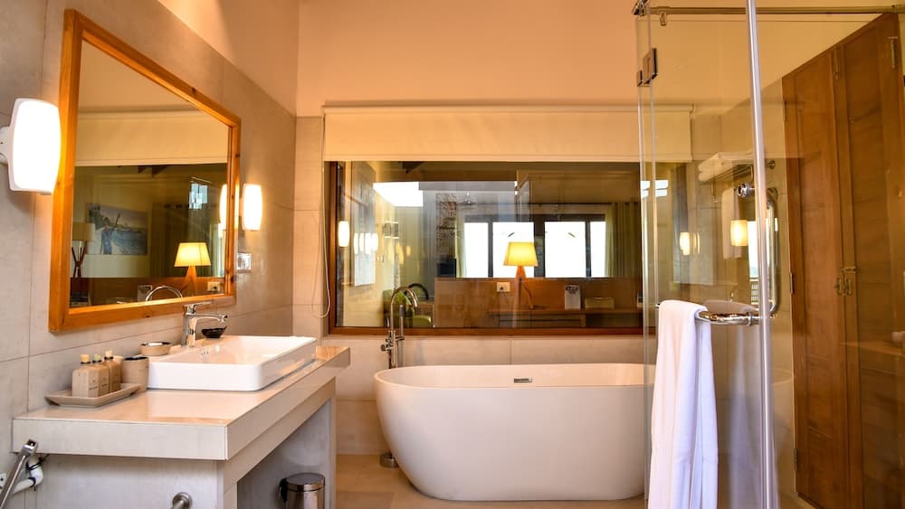 Reethi Faru Resort - View 9
