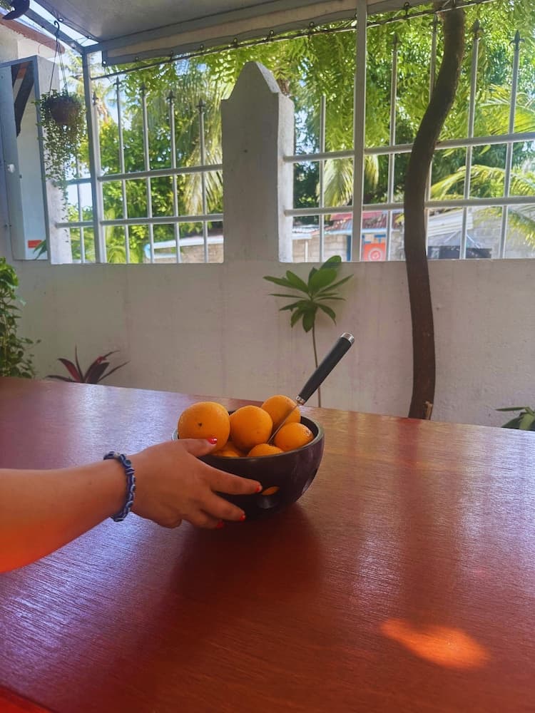 Bahaaru Villa Surf and Stay - View 12