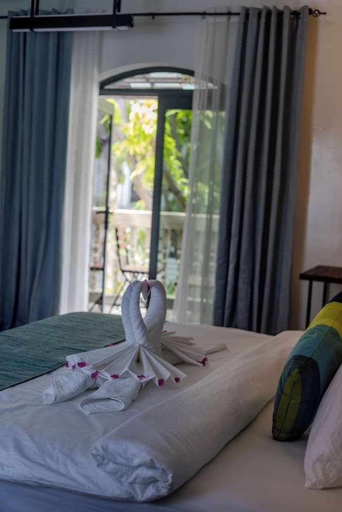 Zinnia Villa - View 3