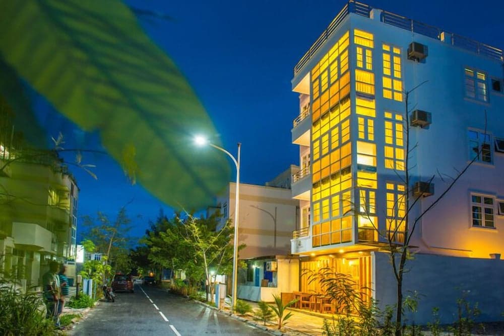 City Grand Hotel - View 15