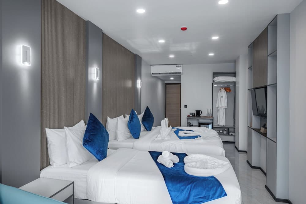 iCom Blue Sea View - View 37