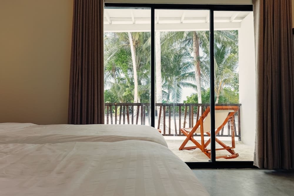 Azul Retreat - View 10