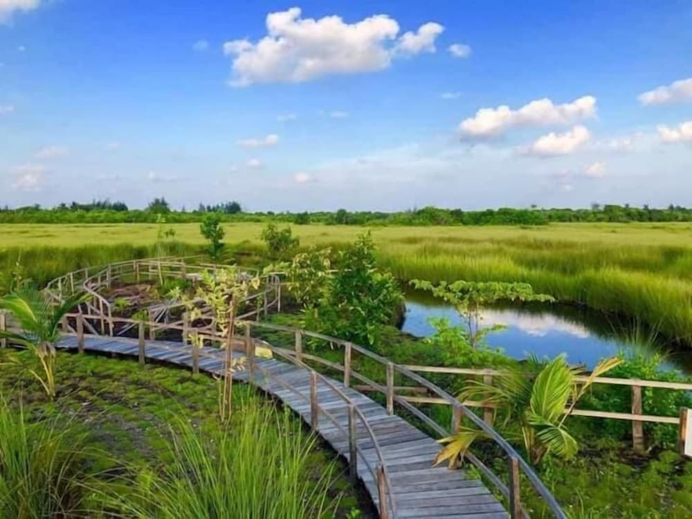 ONE ON INN - View 39