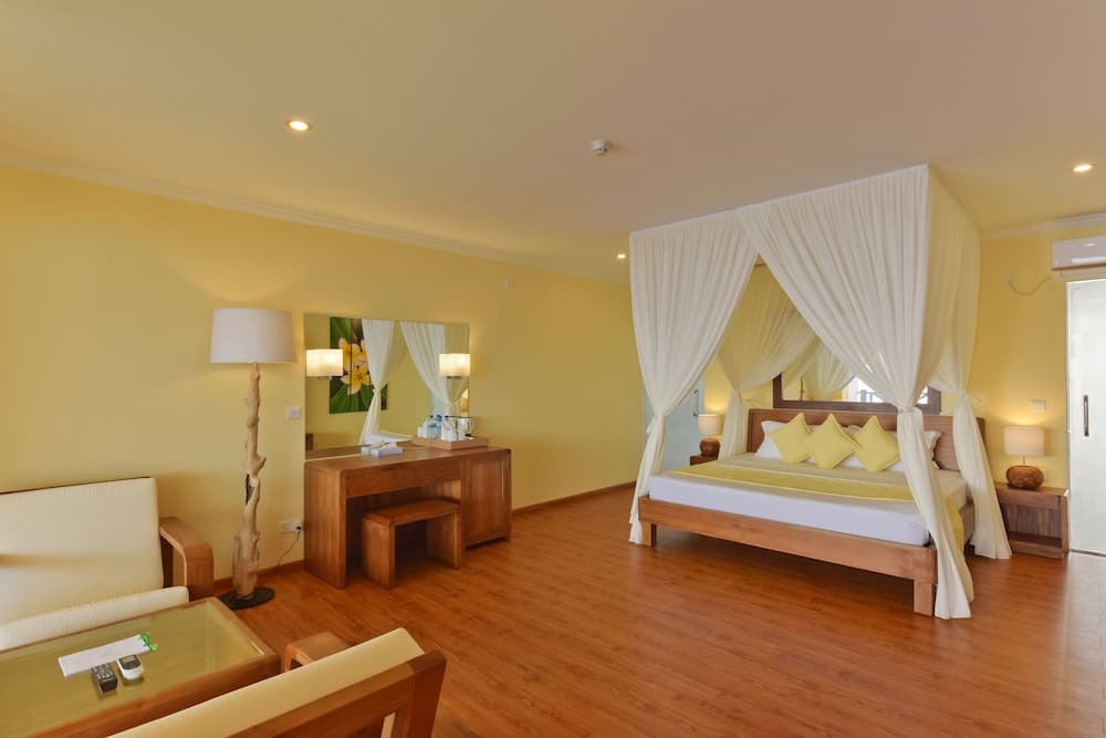 Dreamland Unique Sea and Lake Resort Spa - View 4