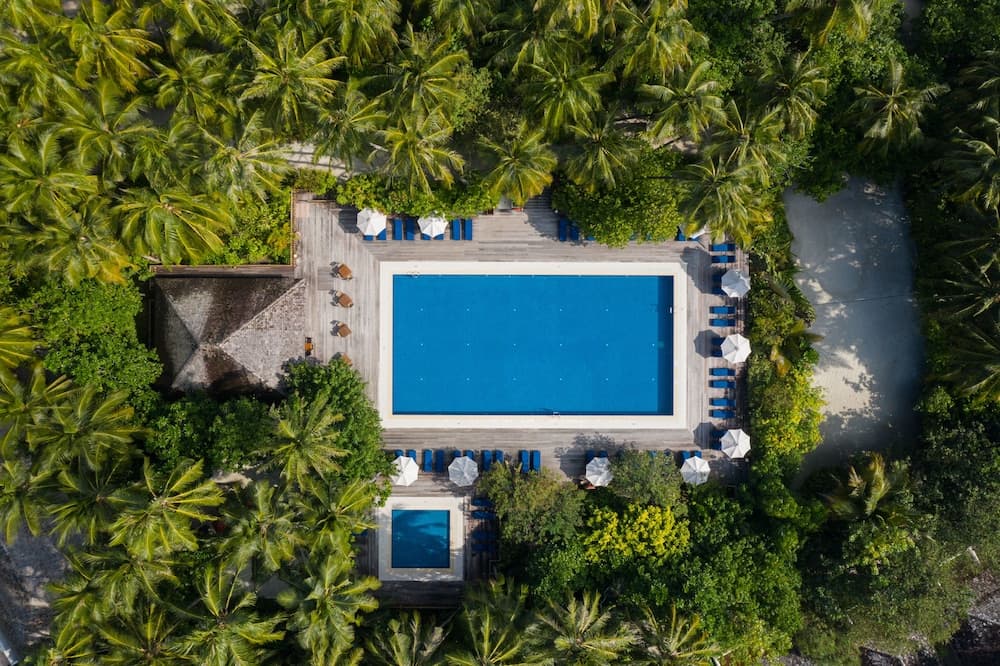 Vilamendhoo Island Resort & Spa - View 11