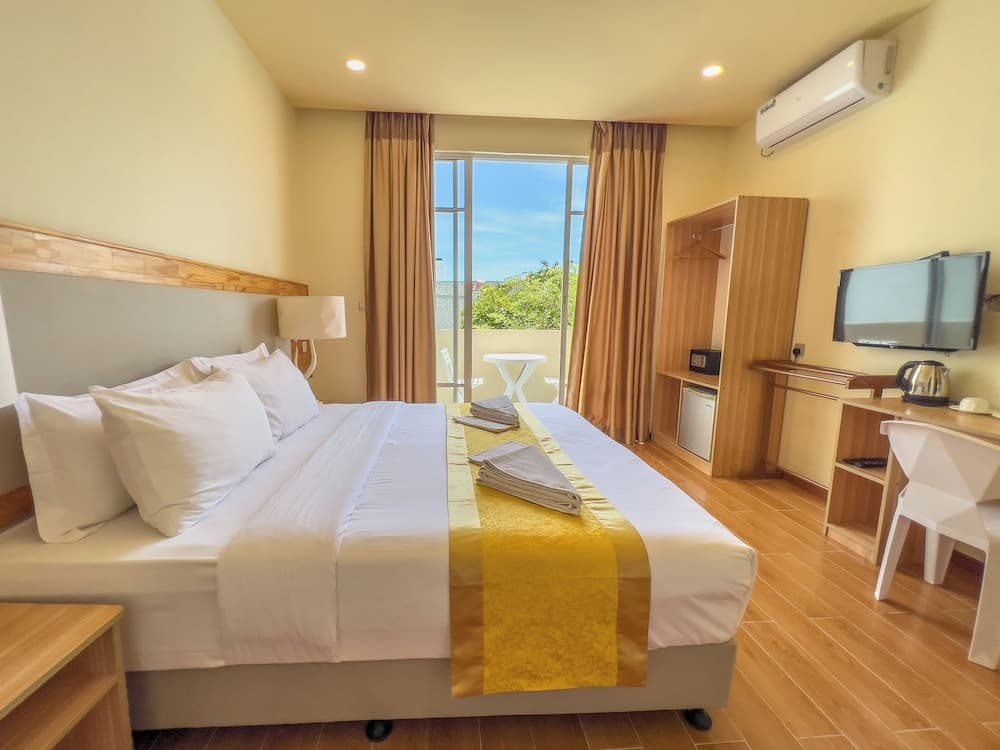 Rehendhi Villa - View 7
