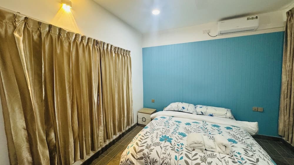 Wave Crest Retreat - View 4