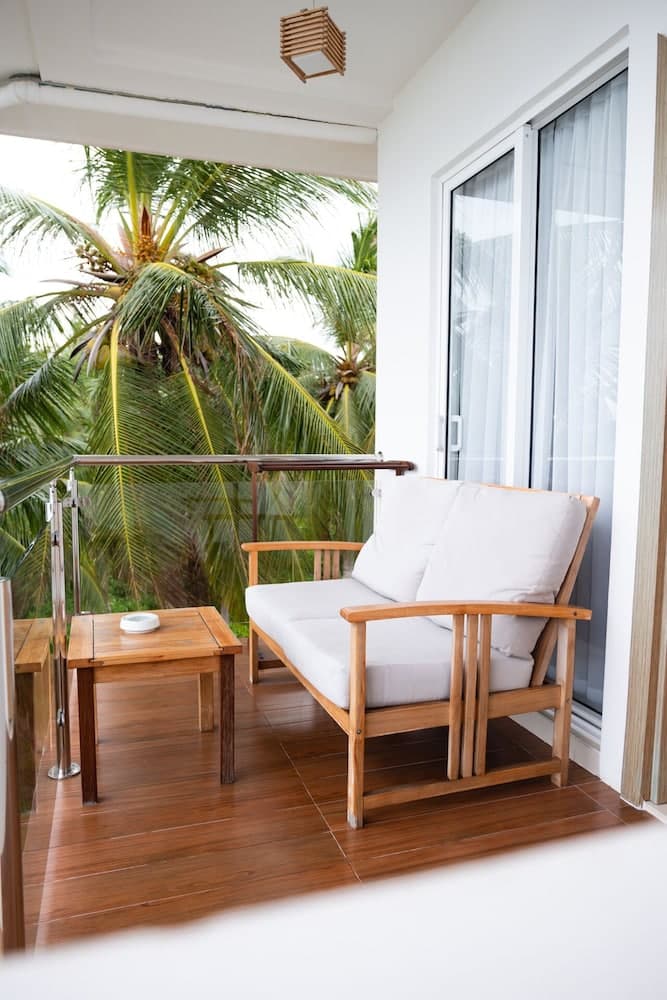 Reef Edge Thulusdhoo - View 12