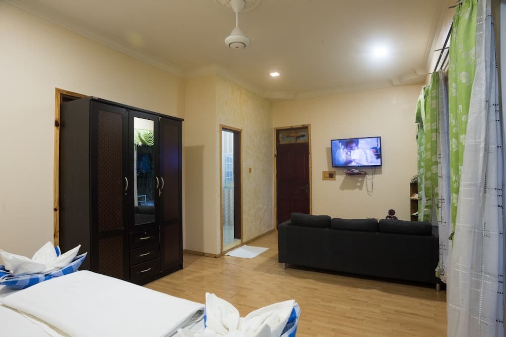 Coral Reef View Inn - View 26