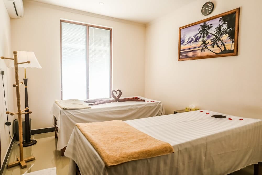 Triton Beach Hotel & Spa - View 94