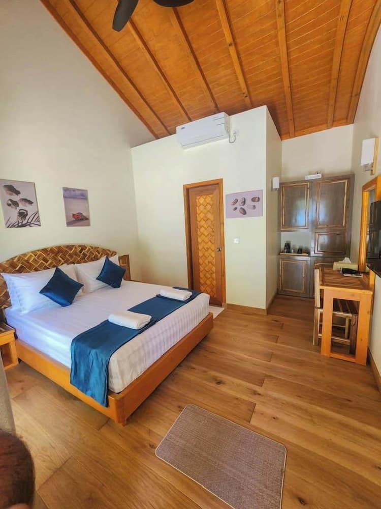 Rattehi Inn at Rakeedhoo - View 5